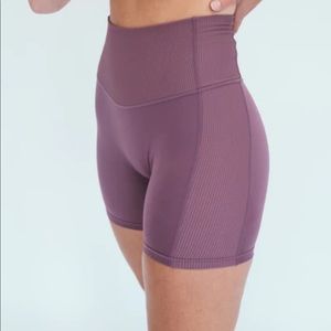 Ptula X HB Short : 6" in Amethyst